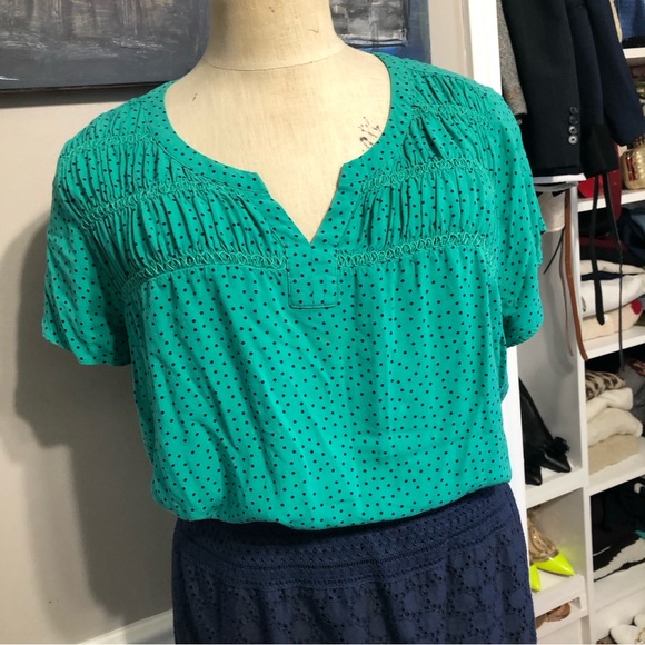 Casual Short Sleeve Blouse - Picture 2 of 8